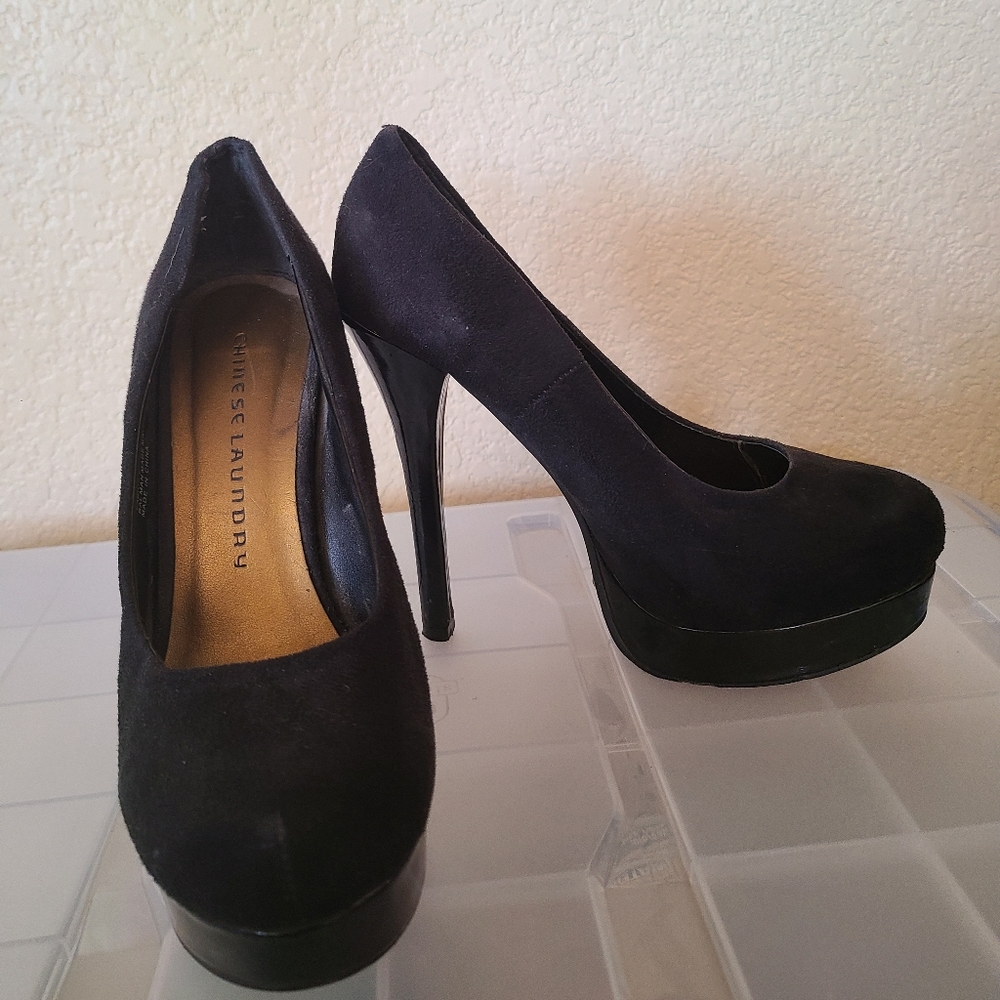 Chinese Laundry Pump Heels
